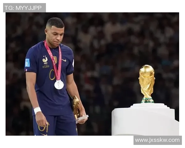 璀璨球场英雄梦足球明星闪耀光辉赞美诗句 璀璨球场英雄梦足球明星闪耀光辉赞美诗句