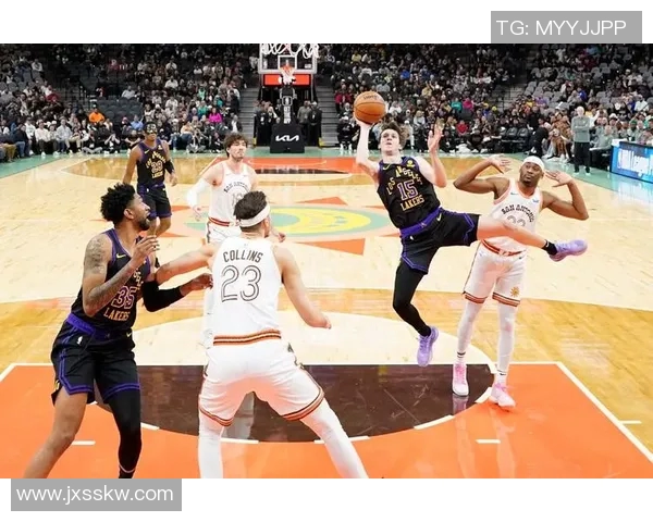 湖人对决马刺精彩回顾10月23日比赛亮点与分析 湖人对决马刺精彩回顾10月23日比赛亮点与分析